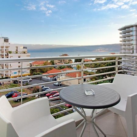 Dfm Happy Days D - Funchal Lägenhet Exteriör bild